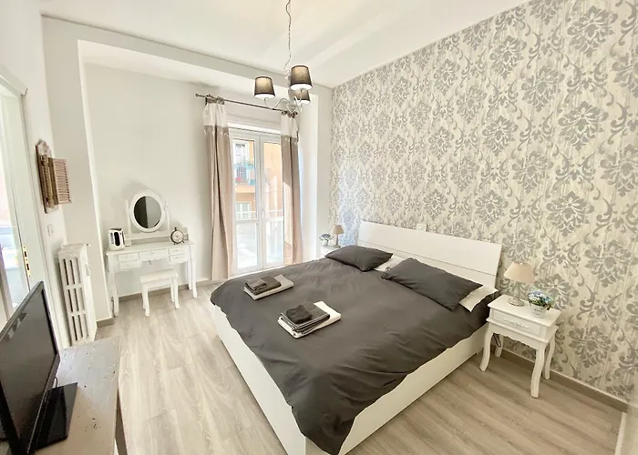 A Quattro Passi Da 4*